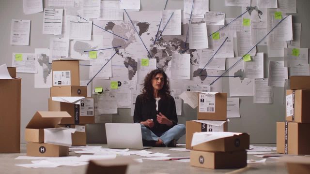 3 Signs You Need a 3PL — Shopify